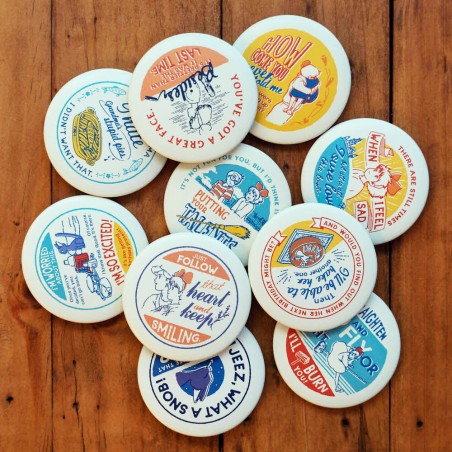 Chapas - Colección de insignias vintage 10 PCS - Nicky, la aprendiz de bruja