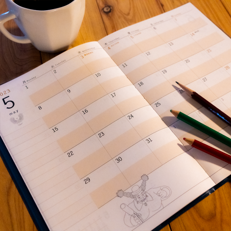 Agendas y calendarios - Agenda 2023 Bajo las estrellas - El castillo en el cielo