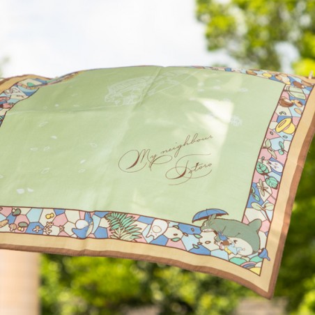 Textil - Pañuelo Chemin du vent verde claro - Mi vecino Totoro