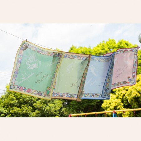 Textil - Pañuelo Chemin du vent rojo - Nicky, la aprendiz de bruja