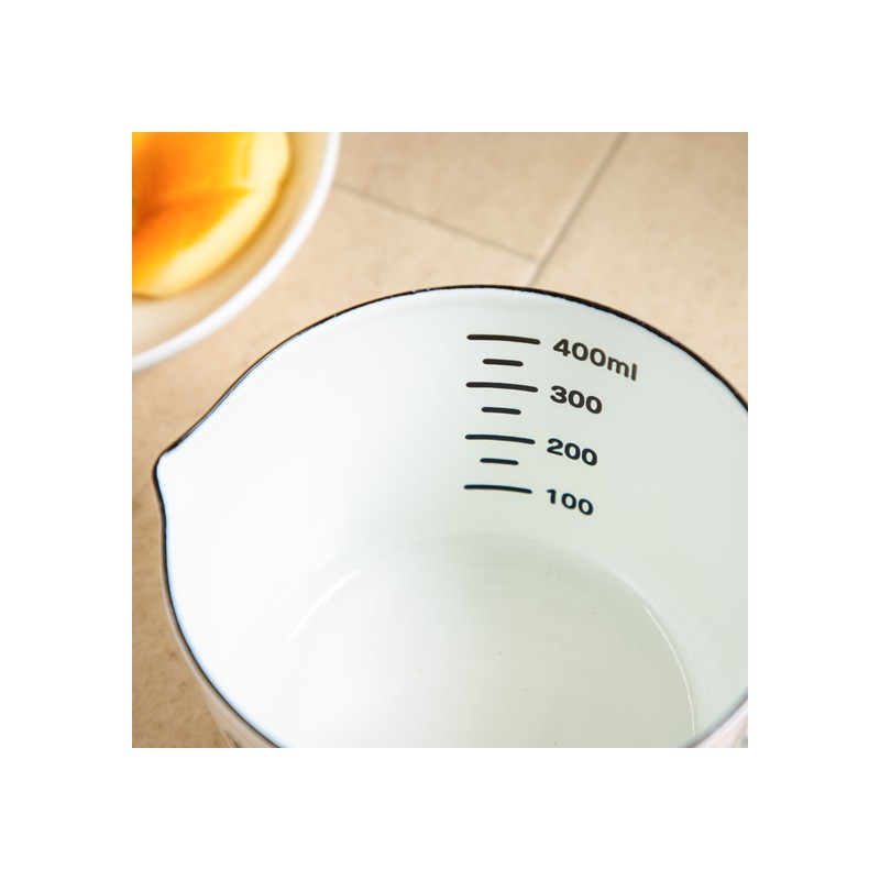 Kitchen and tableware - Enamel measuring cup Viennese pastries 450ml - Kiki's Delivery Servic