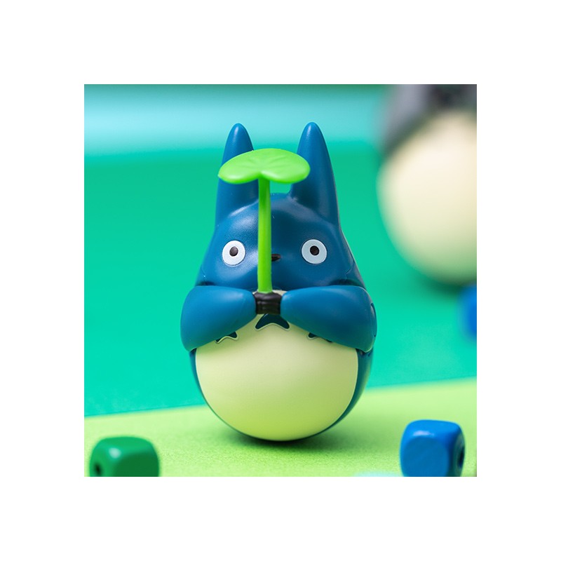 Jouets - Figurine Culbuto Totoro Bleu avec feuille - Mon Voisin Totoro