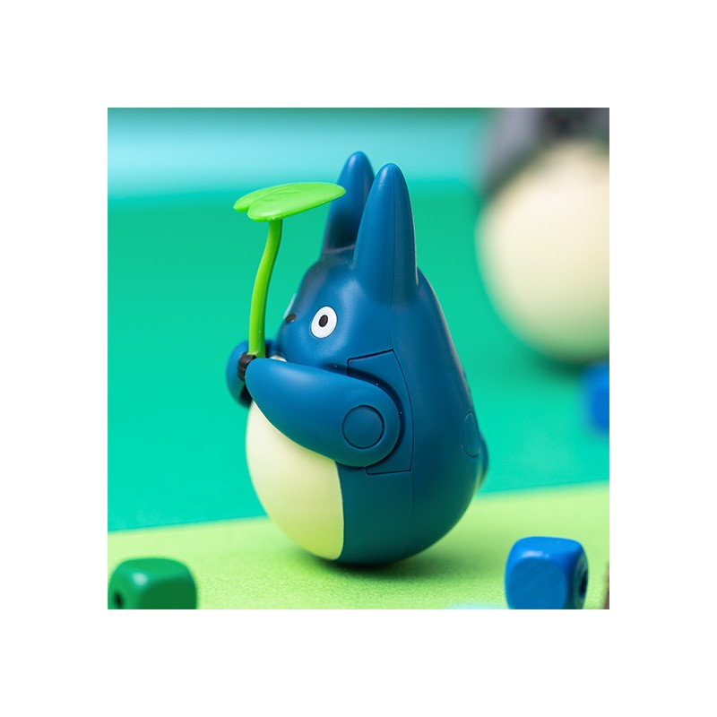 Jouets - Figurine Culbuto Totoro Bleu avec feuille - Mon Voisin Totoro