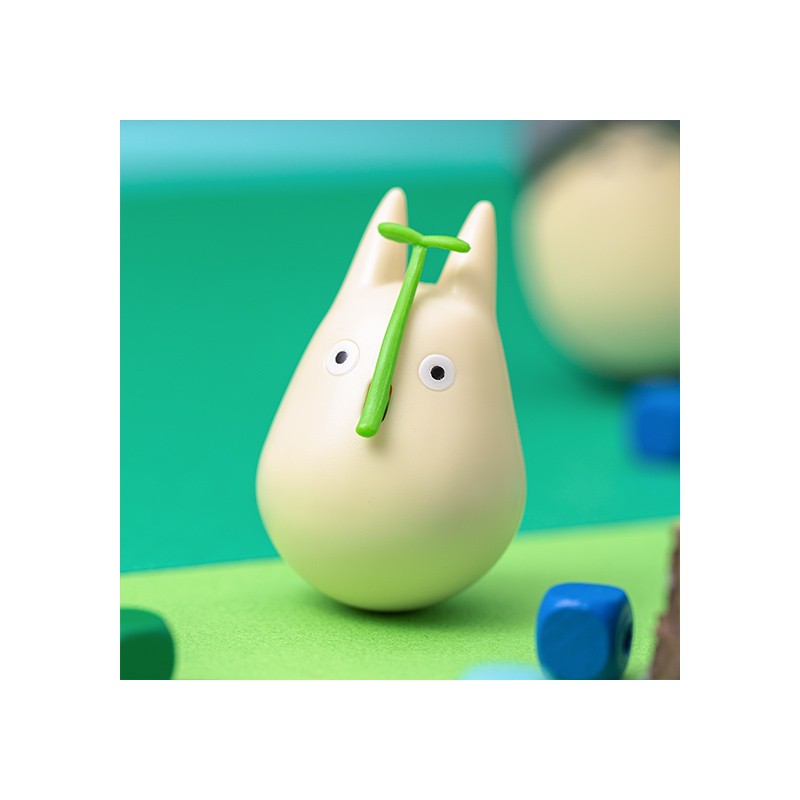 Jouets - Figurine Culbuto Totoro Blanc avec feuille - Mon Voisin Totoro