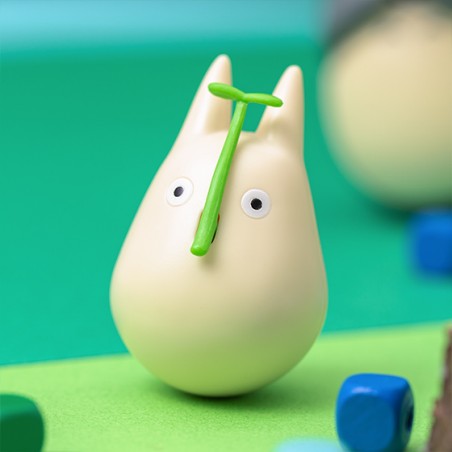 Jouets - Figurine Culbuto Totoro Blanc avec feuille - Mon Voisin Totoro