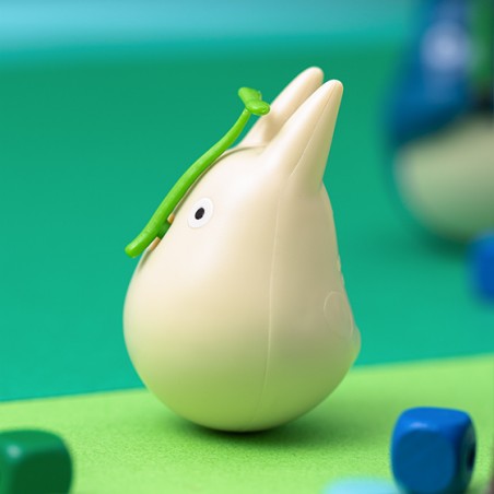 Jouets - Figurine Culbuto Totoro Blanc avec feuille - Mon Voisin Totoro