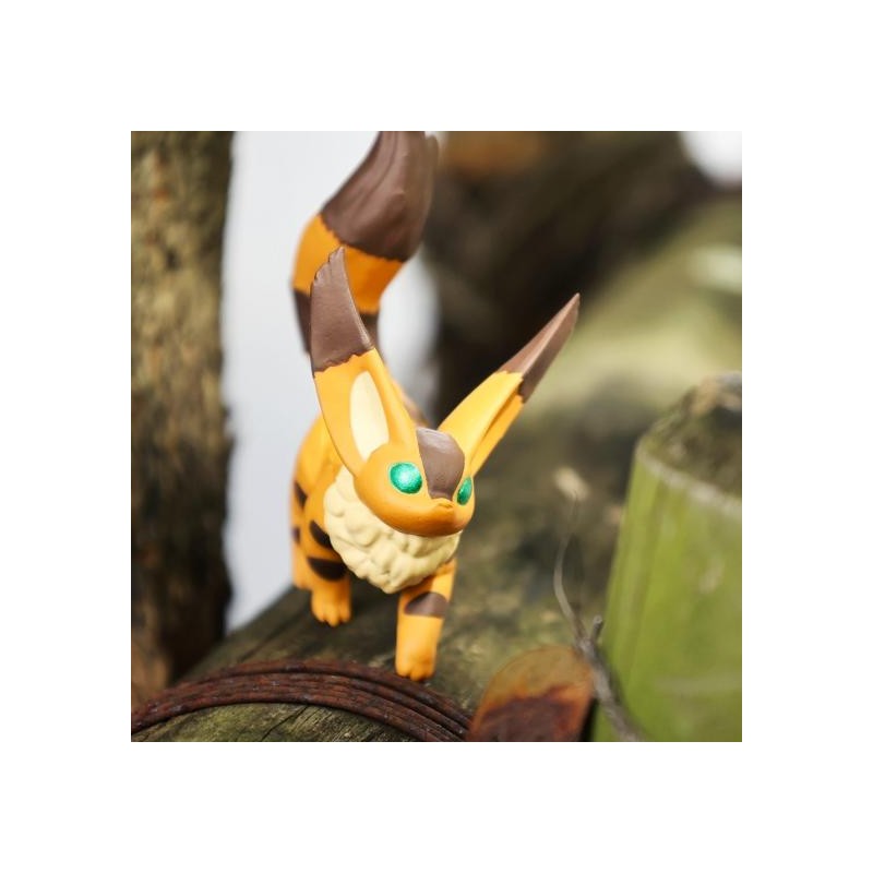 Figurines - Collection Fox Squirrel Assorted 6 figurines - Castle in the Sky