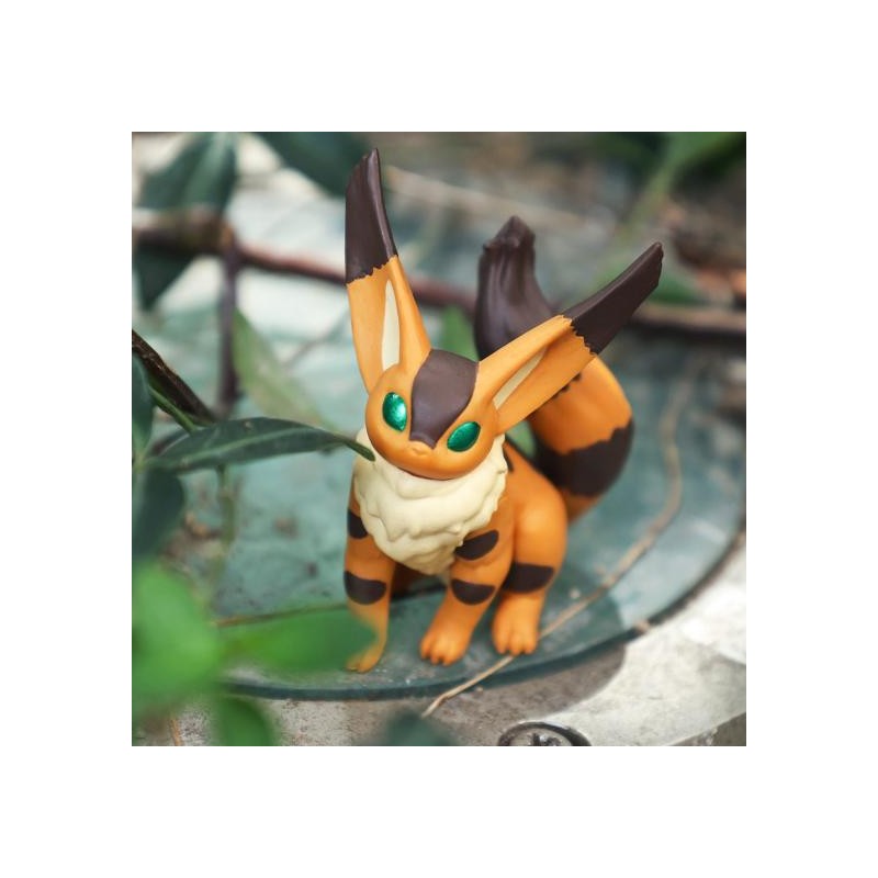 Figurines - Collection Fox Squirrel Assorted 6 figurines - Castle in the Sky