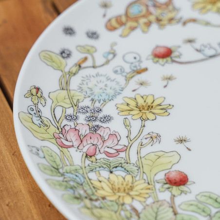 Porcelana japonesa - Plato 23 cm Totoro Fresa - Mon Voisin Tororo