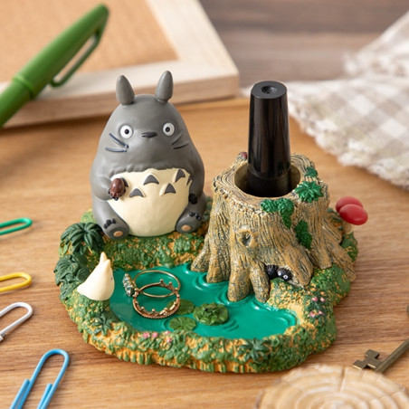 Joyeros - Figuritas del bote de lápices de Totoro al borde del estanque - Mi vecino Totoro