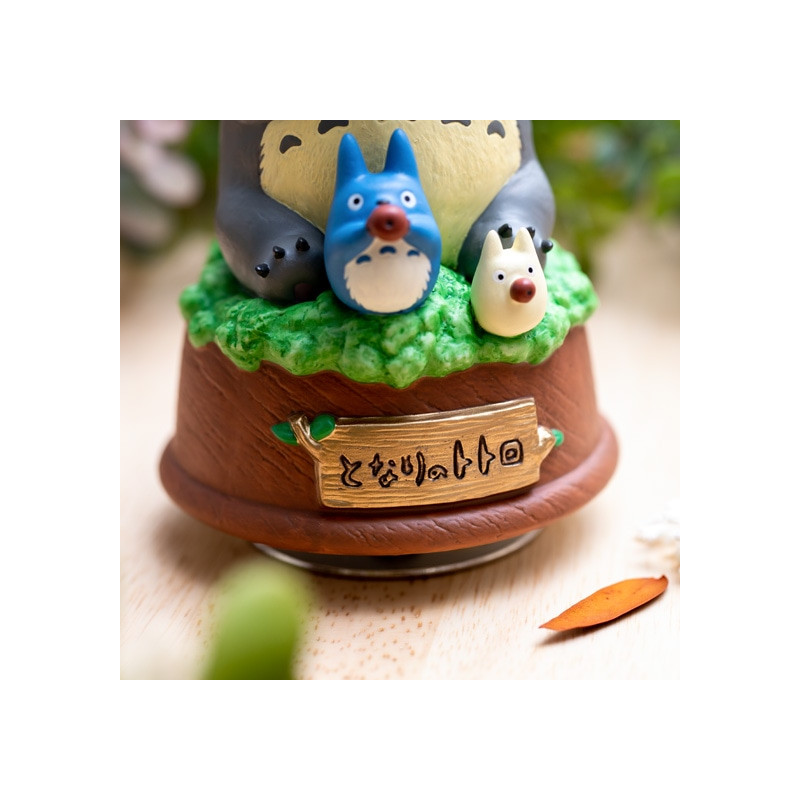 Boites à musiques - Grande Statue Musicale Totoro joue de l’ocarina - Mon Voisin Totoro