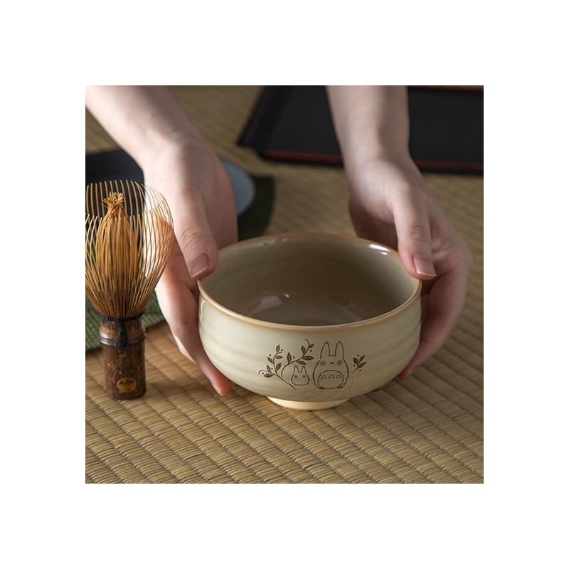 Porcelana japonesa - Bol de matcha y batidor Akahada-yaki - Mi vecino Totoro
