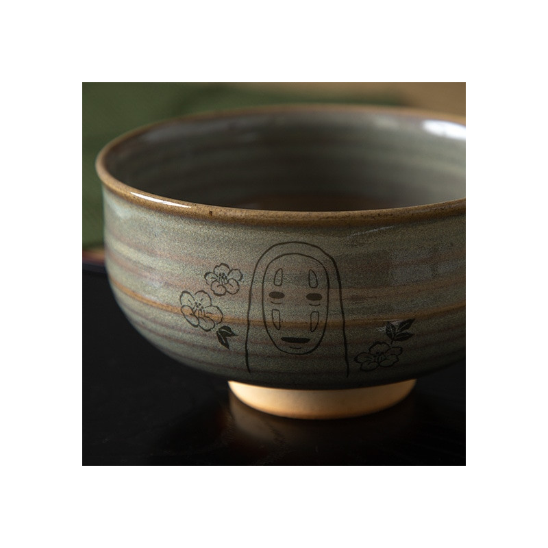 Porcelana japonesa - Akahada-yaki matcha bowl - El viaje de Chihiro