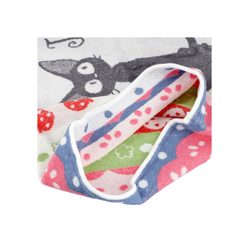 Ropa de hogar - Funda de almohada Jiji Fresa - Nicky, la aprendiz de bruja