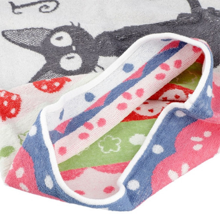 Ropa de hogar - Funda de almohada Jiji Fresa - Nicky, la aprendiz de bruja