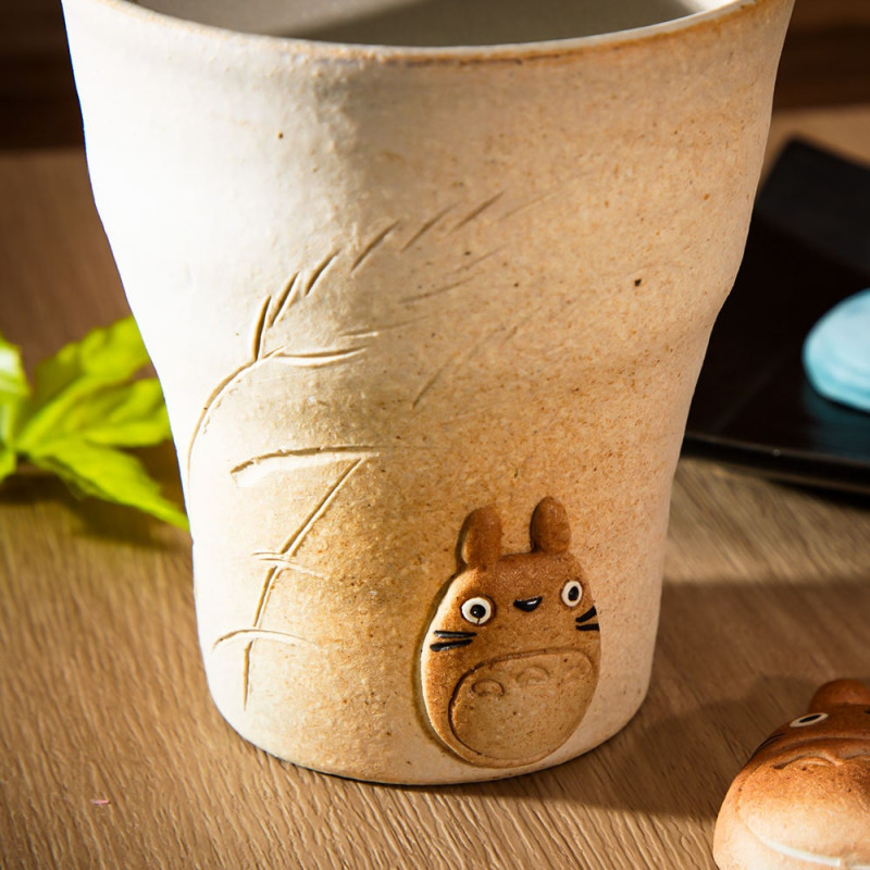 Porcelana japonesa - Taza Shigariki Totoro blanca hecha a mano - Mi vecino Totoro