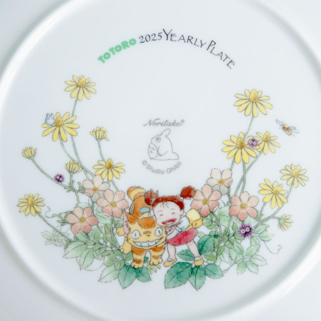 Japanese Porcelain - 23 cm Plate Special edition 2025 - My Neighbor Totoro