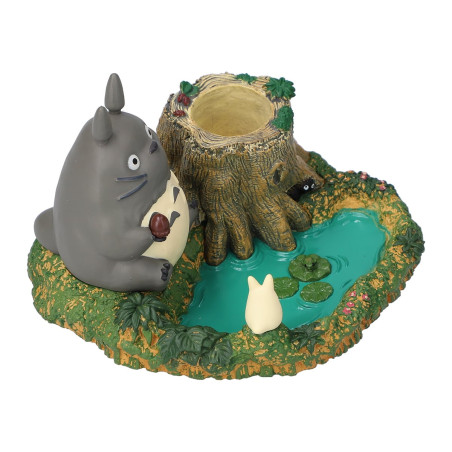 Joyeros - Totoro al borde del estanque figurita de bote de lápices - Mi vecino Totoro